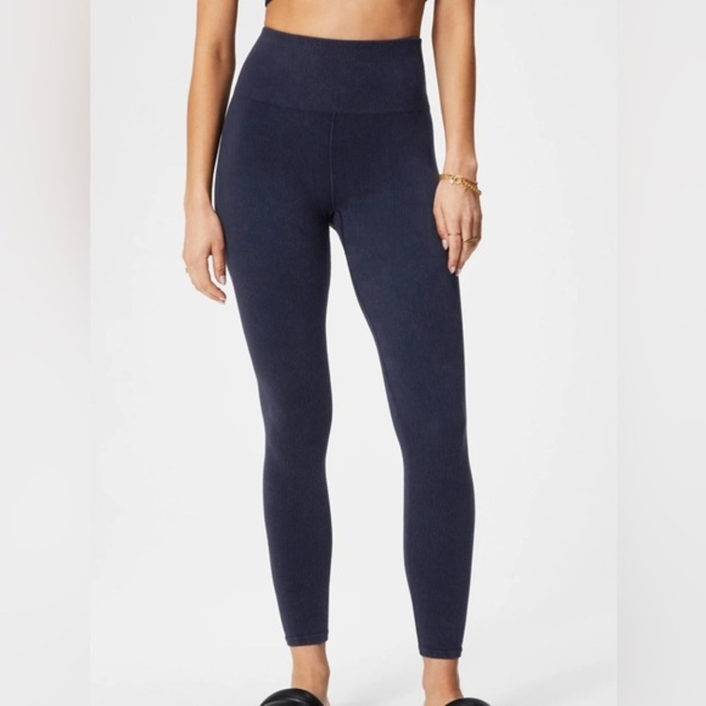 NWOT Fabletics Cloud Seamless High-Waisted Legging Dark Indigo XS